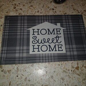 True Living Door/Welcome Mat Gray Plaid NWOT